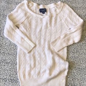 Cream American Eagle brand new never worn sweater